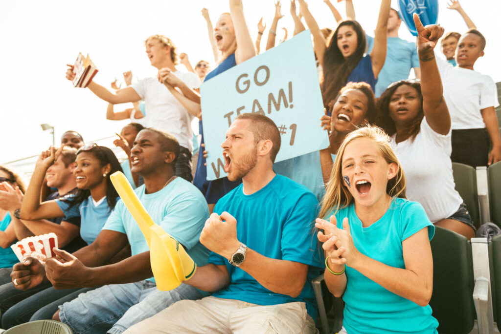 fans-family-cheering-stands